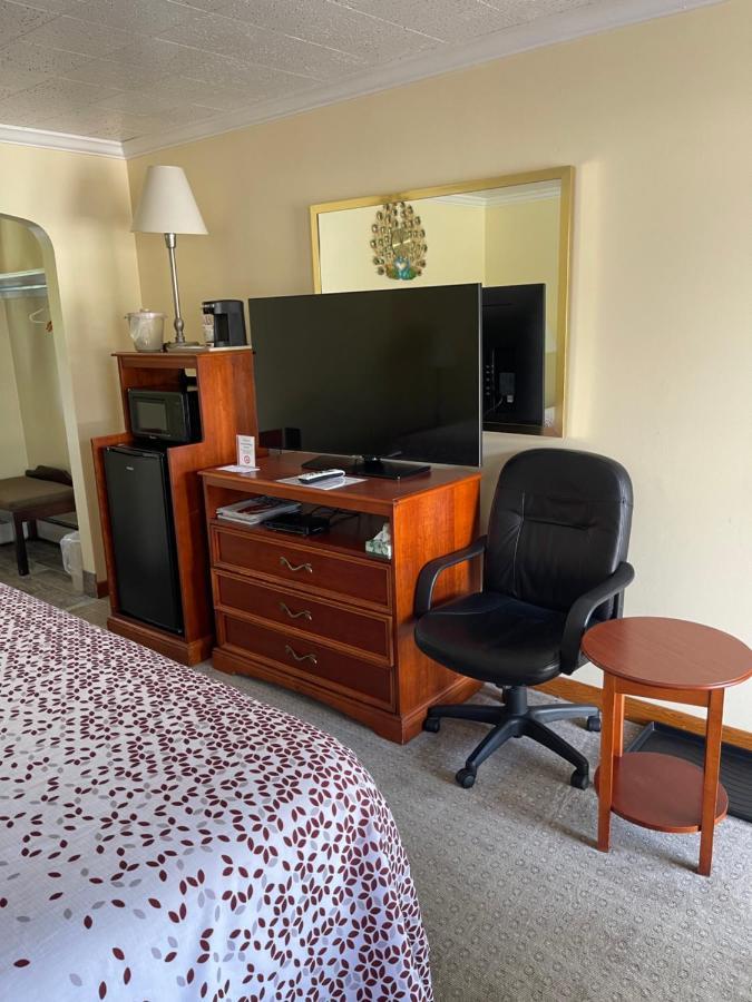 Colonial Motel Норд Конуей Екстериор снимка