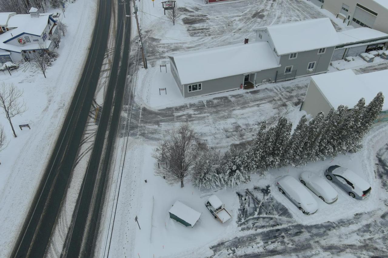 Colonial Motel Норд Конуей Екстериор снимка