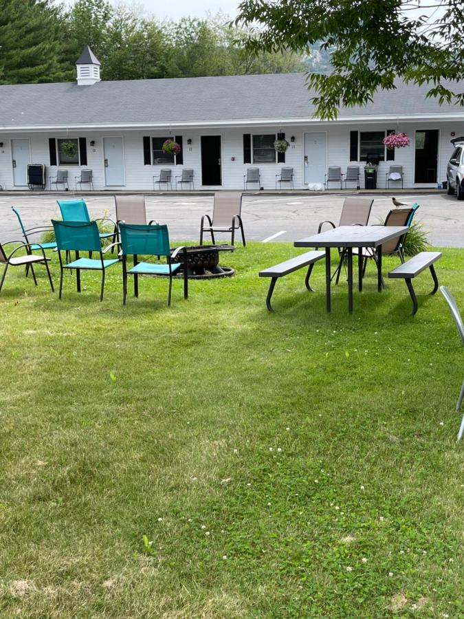 Colonial Motel Норд Конуей Екстериор снимка