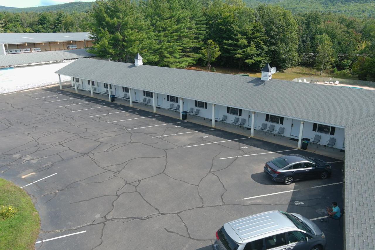 Colonial Motel Норд Конуей Екстериор снимка