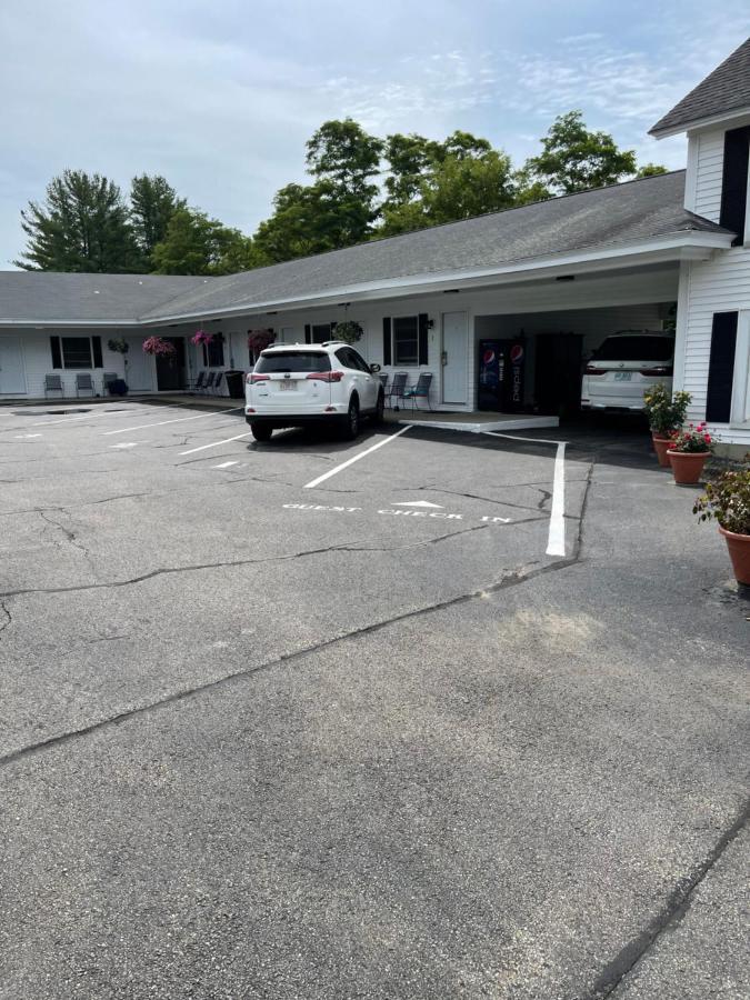 Colonial Motel Норд Конуей Екстериор снимка