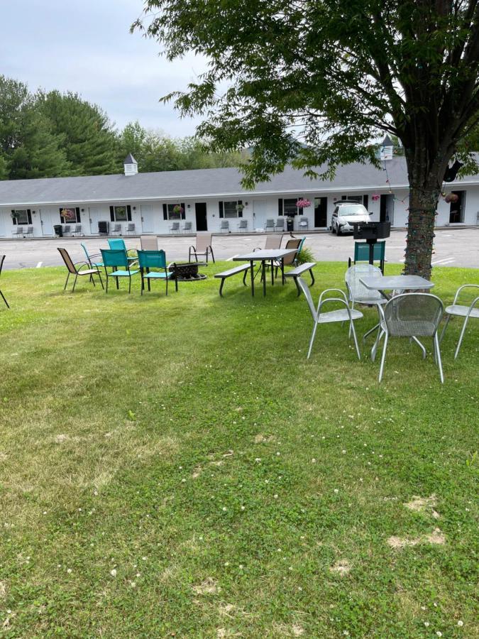 Colonial Motel Норд Конуей Екстериор снимка